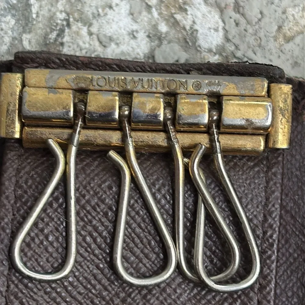 Vintage Louis Vuitton key holder